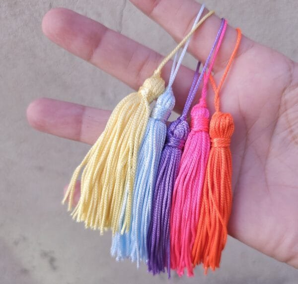 MINI KIT COLORS - 10 tassel (5 cores)