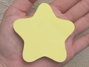 Bloco adesivo formato Estrela Amarela c/100 fls - Colacril