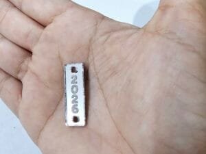 Passador retangular Mod 03 - para elástico roliço - 2026 em pé - espelhado prata - pct c/05 und