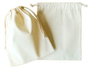 Saquinho Algodão Cru Liso (com cordão) - 15x20cm - 1 und